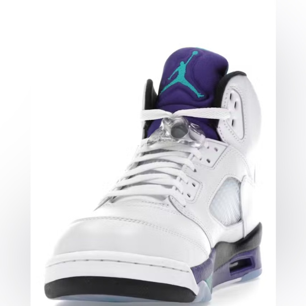 NWT Jordan 5 Retro
Grape (2025) Size 8